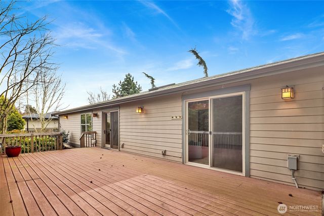 2511 Crescent Street, Ferndale, WA 98248