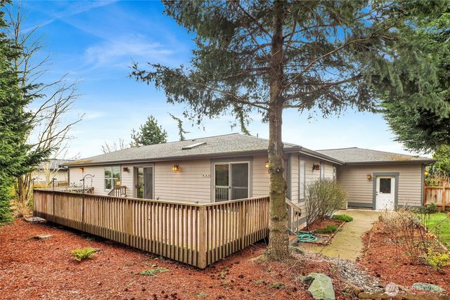 2511 Crescent Street, Ferndale, WA 98248