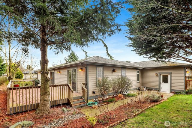 2511 Crescent Street, Ferndale, WA 98248