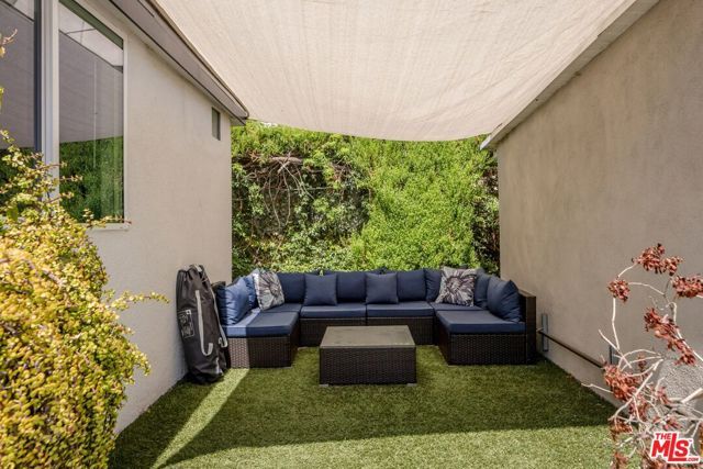 1154 N Ogden Drive, West Hollywood, CA 90046