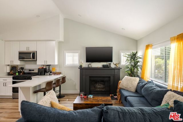 1154 N Ogden Drive, West Hollywood, CA 90046