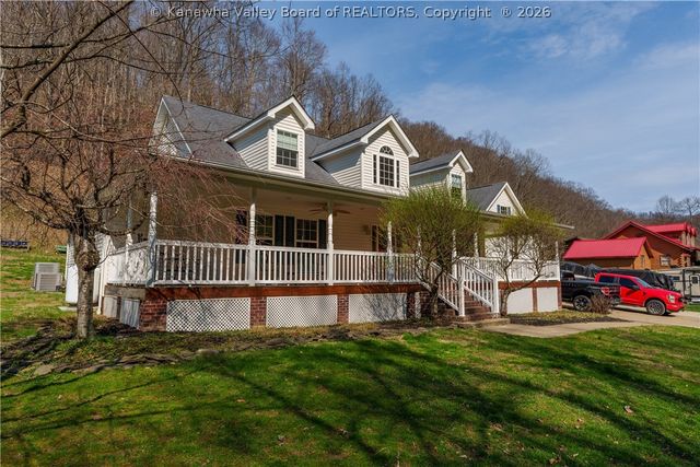 732 Ball Fork Road, Danville, WV 25053