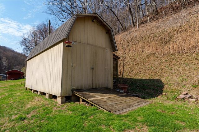 732 Ball Fork Road, Danville, WV 25053