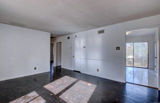 20 S Wakefield, Little Rock, AR 72209