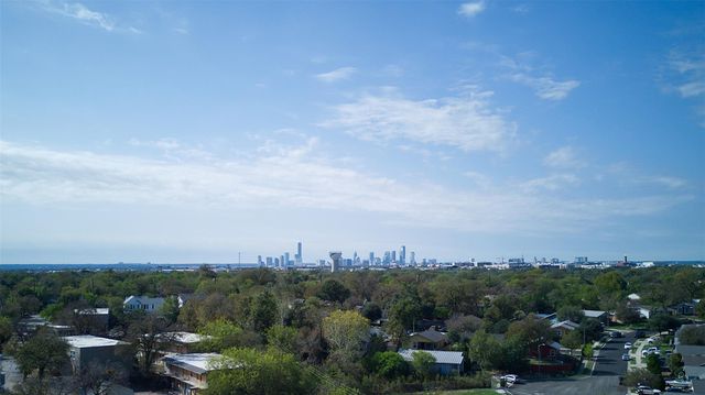 2608 Bristol DR A B, Austin, TX 78723