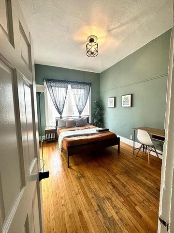 7 Linden 1, Boston, MA 02134