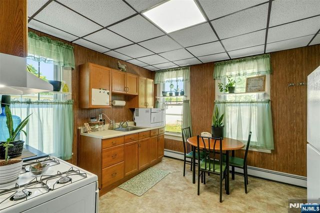 79 Dewitt Avenue, Belleville, NJ 07109