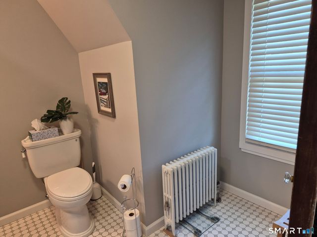 7 Usher Avenue, Plainville, CT 06062