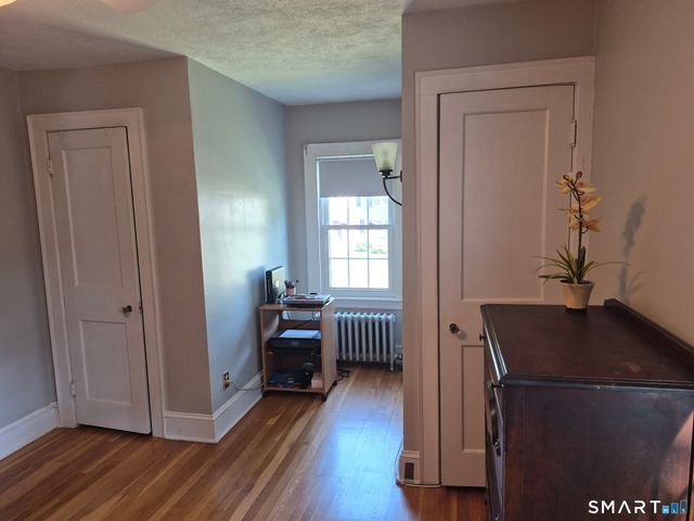 7 Usher Avenue, Plainville, CT 06062