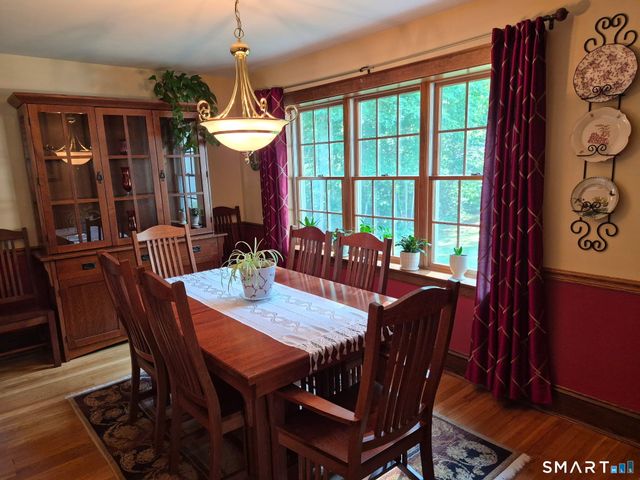 7 Usher Avenue, Plainville, CT 06062