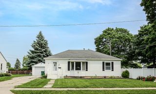 621 SW Southlawn Circle, Ankeny, IA 50023