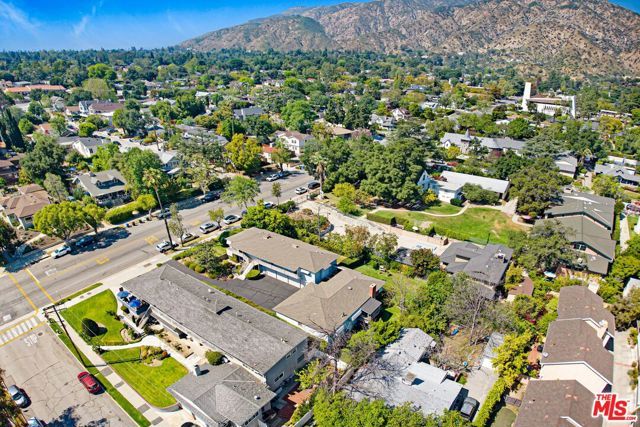 156 N Baldwin Avenue, Sierra Madre, CA 91024