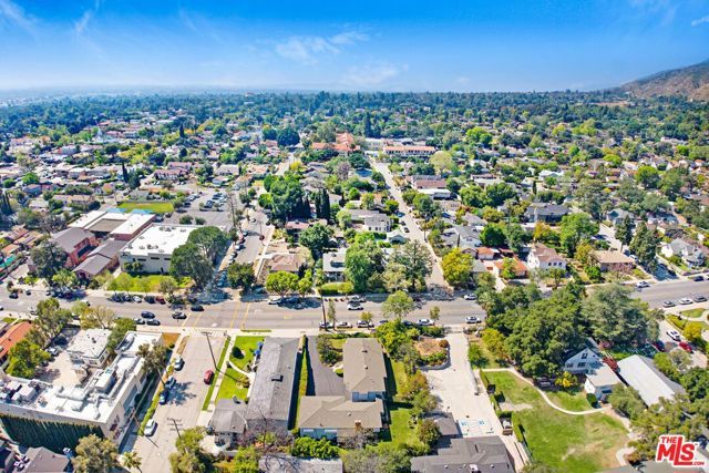 156 N Baldwin Avenue, Sierra Madre, CA 91024