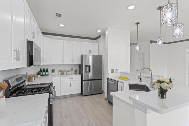 1813 Oakland Circle, Pearland, TX 77581