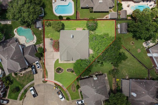1813 Oakland Circle, Pearland, TX 77581