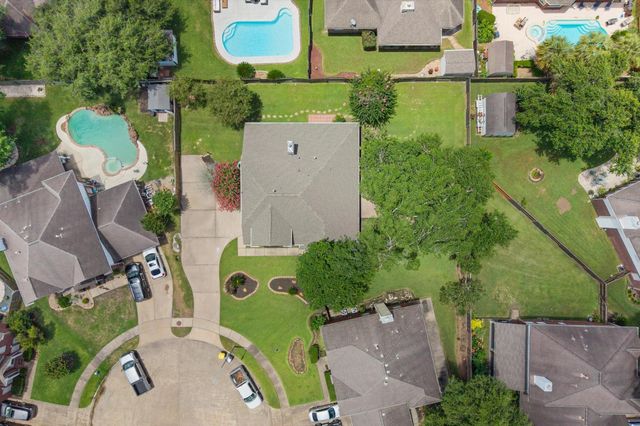 1813 Oakland Circle, Pearland, TX 77581