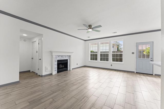 1813 Oakland Circle, Pearland, TX 77581