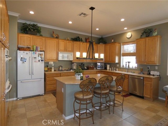 1776 Desert Almond Way, Beaumont, CA 92223