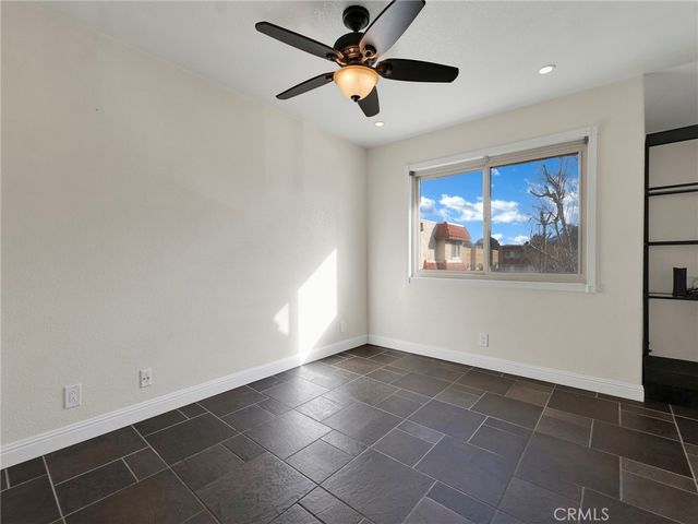 17951 River Circle 3, Canyon Country, CA 91387