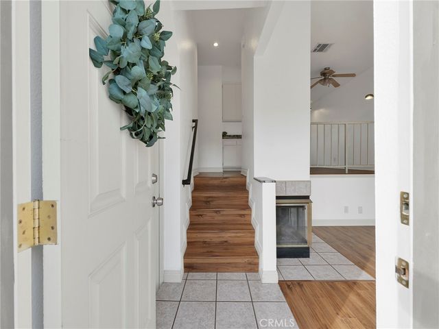 17951 River Circle 3, Canyon Country, CA 91387