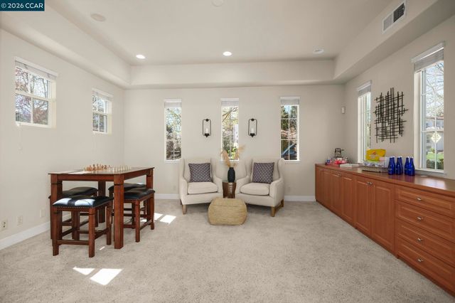 2000 Sorrelwood Ct, San Ramon, CA 94582