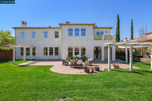2000 Sorrelwood Ct, San Ramon, CA 94582