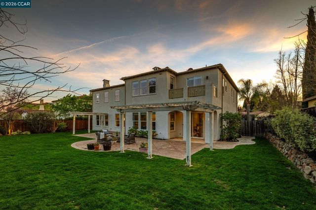 2000 Sorrelwood Ct, San Ramon, CA 94582