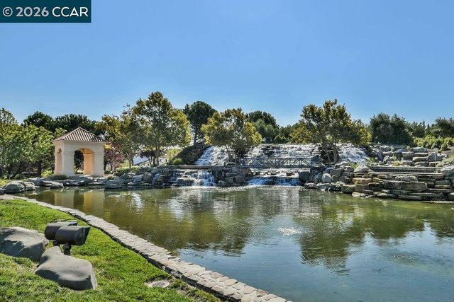 2000 Sorrelwood Ct, San Ramon, CA 94582