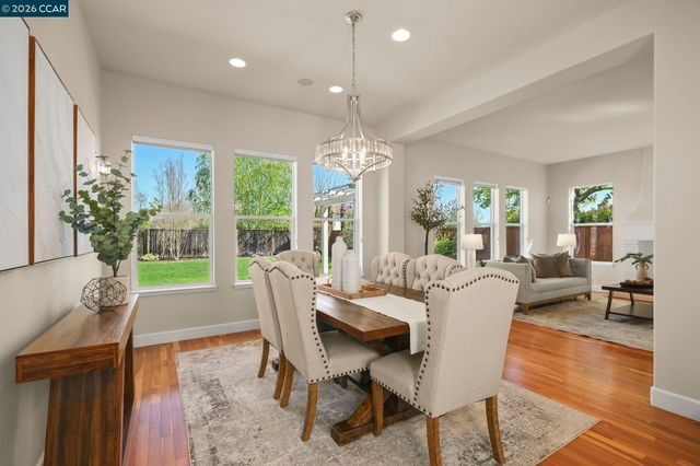 2000 Sorrelwood Ct, San Ramon, CA 94582