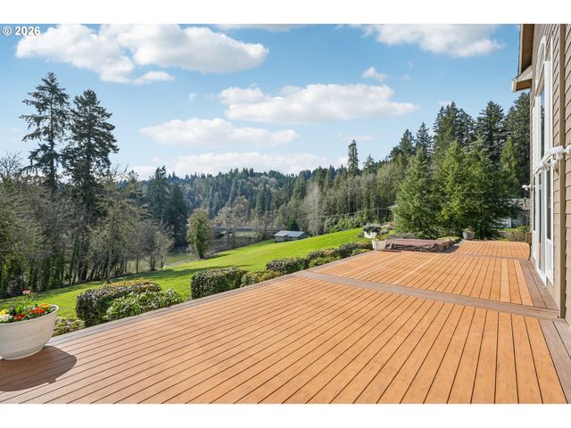 23044 Sw ULSKY Rd, West Linn, OR 97068