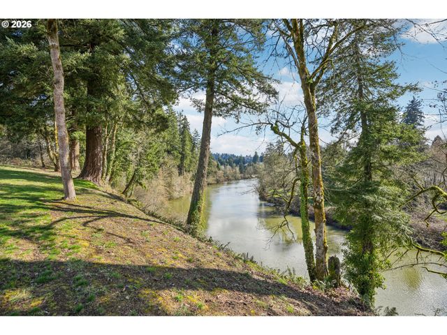 23044 Sw ULSKY Rd, West Linn, OR 97068