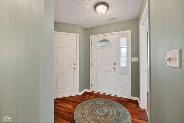 610 Daniel Court, Westfield, IN 46074