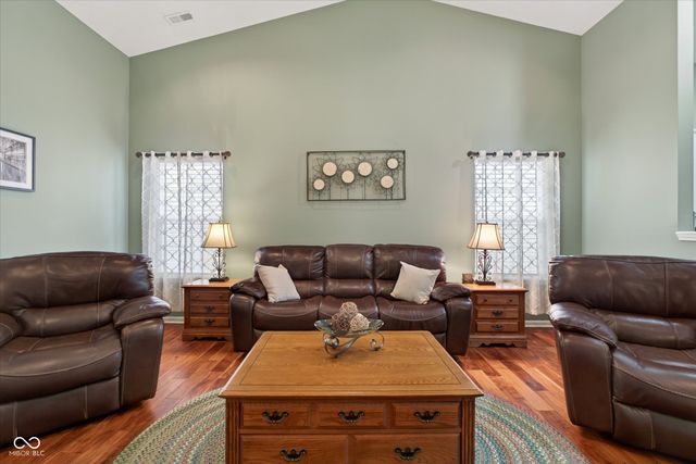 610 Daniel Court, Westfield, IN 46074