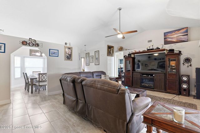 1299 Stadt Road NW, Palm Bay, FL 32907