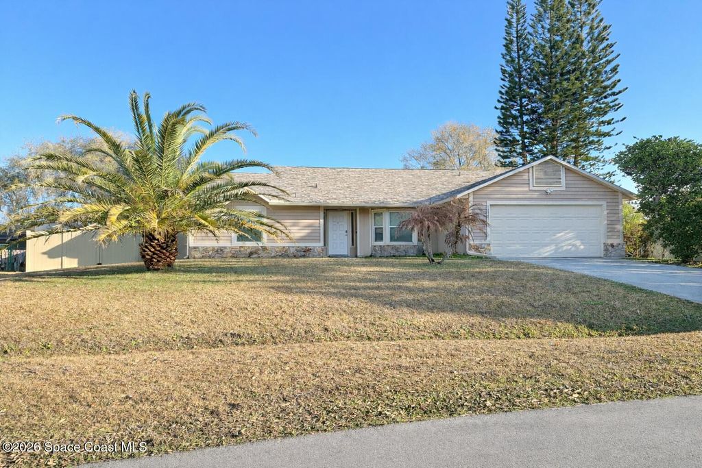 1299 Stadt Road NW, Palm Bay, FL 32907