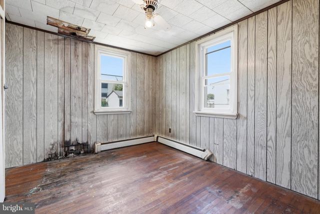 56 BENSON AVE, Hamilton Twp, NJ 08610