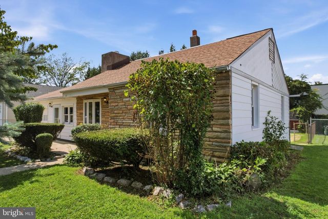 56 BENSON AVE, Hamilton Twp, NJ 08610
