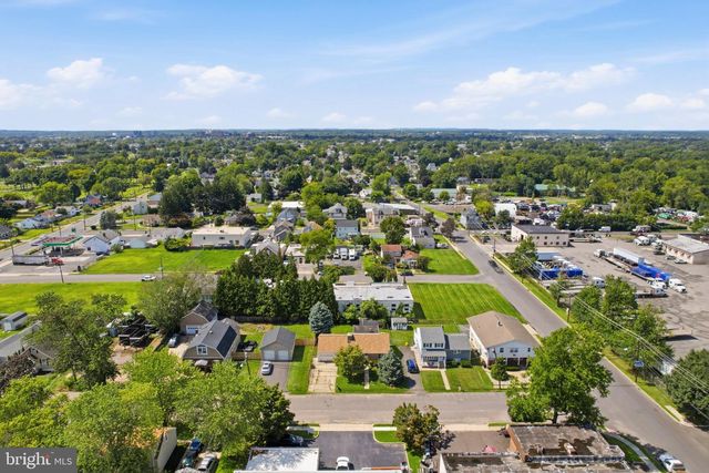 56 BENSON AVE, Hamilton Twp, NJ 08610