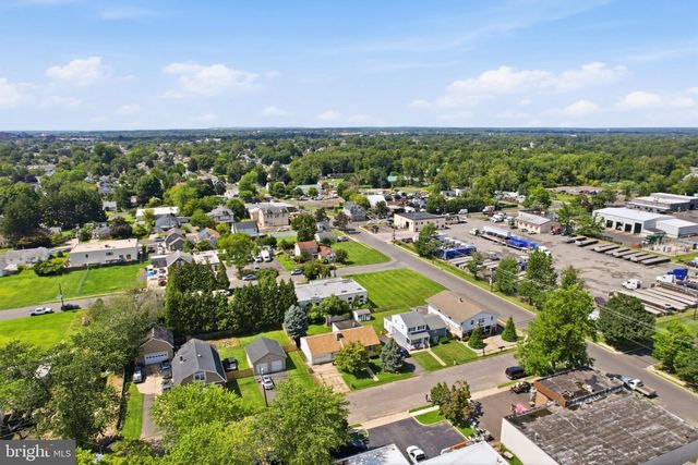 56 BENSON AVE, Hamilton Twp, NJ 08610