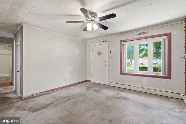 56 BENSON AVE, Hamilton Twp, NJ 08610