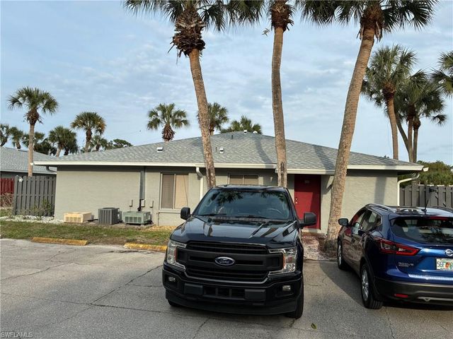1165 Palm AVE 8A, North Fort Myers, FL 33903