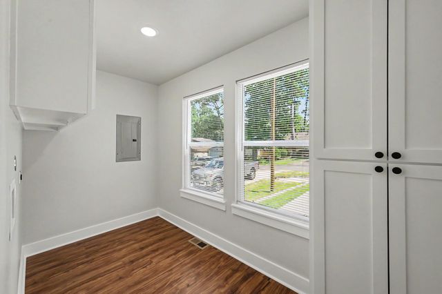 116 Sun City Lane, Conroe, TX 77304