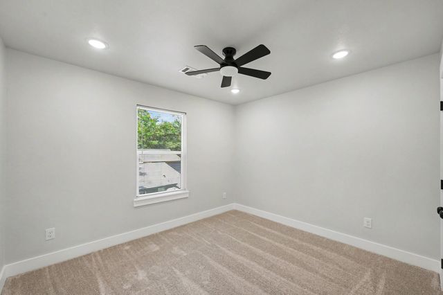 116 Sun City Lane, Conroe, TX 77304