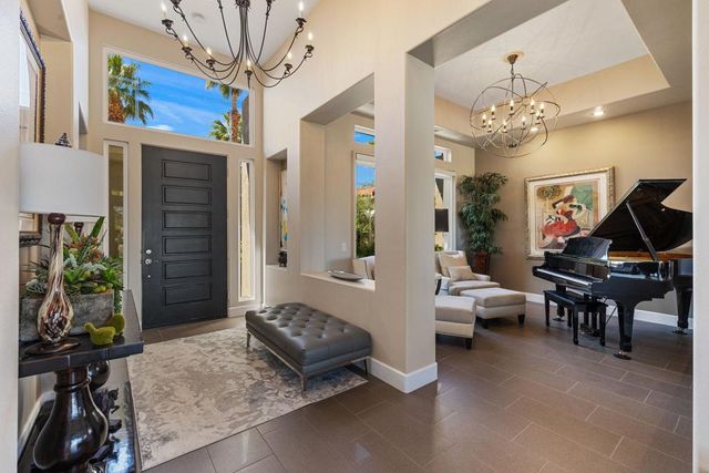 210 Gold Canyon Drive, Palm Desert, CA 92211