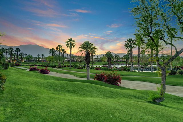 210 Gold Canyon Drive, Palm Desert, CA 92211