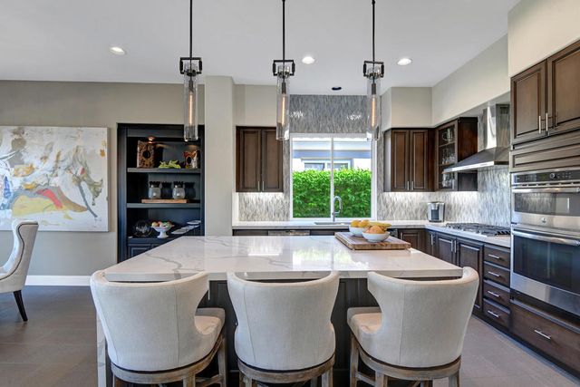 210 Gold Canyon Drive, Palm Desert, CA 92211
