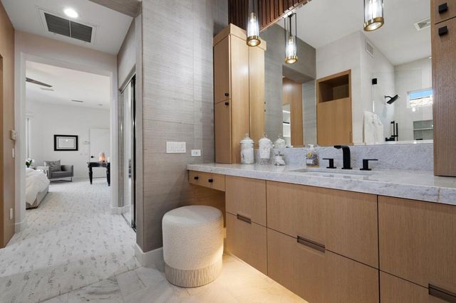 210 Gold Canyon Drive, Palm Desert, CA 92211