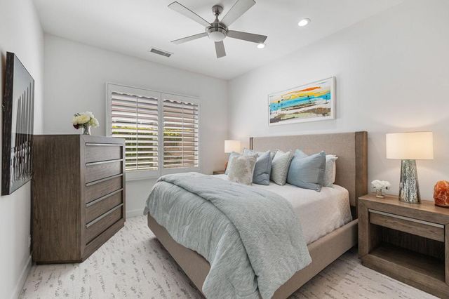 210 Gold Canyon Drive, Palm Desert, CA 92211