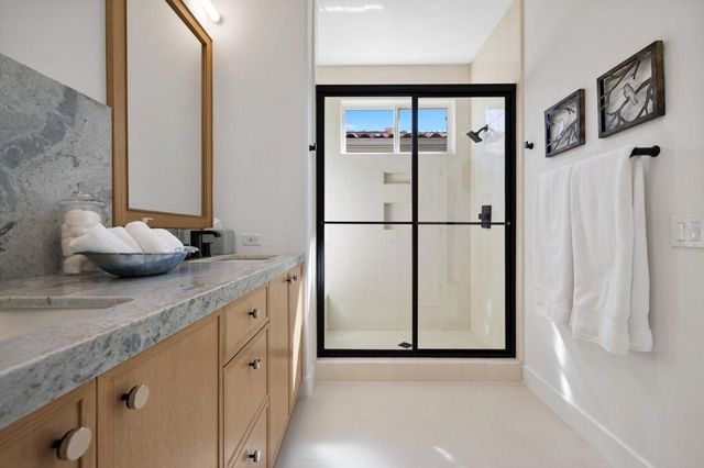 210 Gold Canyon Drive, Palm Desert, CA 92211