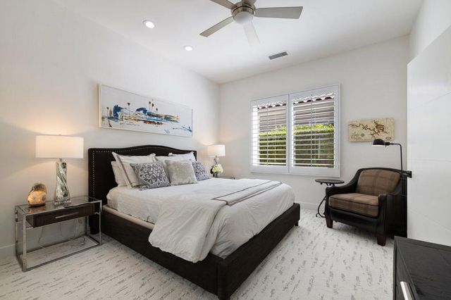 210 Gold Canyon Drive, Palm Desert, CA 92211